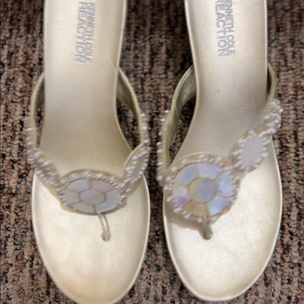 Kenneth Cole Wedge Thong Sandals